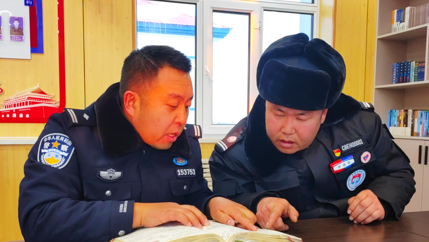 2025年新奥门天天开彩免费资料,无人机逗猫一秒被踹飞,前瞻性战略落实探讨_探索版V13.46